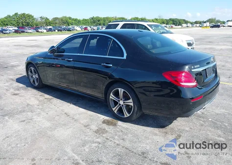 2019 Mercedes-Benz E 300 4Matic из США, поврежденный, VIN WDDZF4KB3KA587518